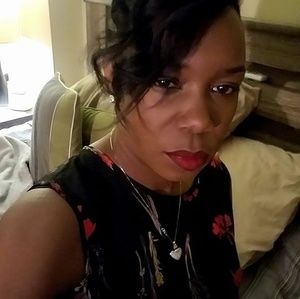 Meet your Posher, Jocelyn